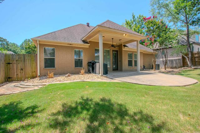 3611 Robinwood Circle, Bryant, AR 72022