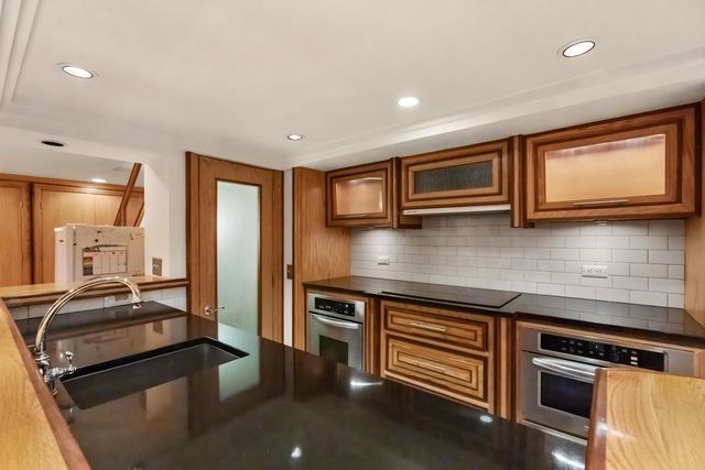 11742 Lighthouse Lane, Palos Heights, IL 60463