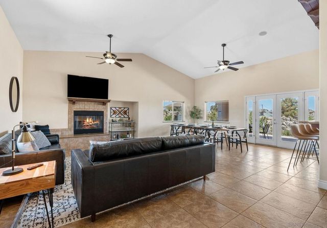 5833 San Rafael Rd, Yucca Valley, CA 92284