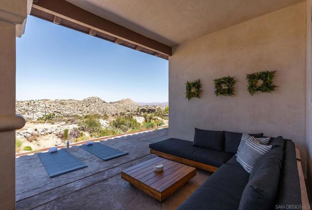 5833 San Rafael Rd, Yucca Valley, CA 92284