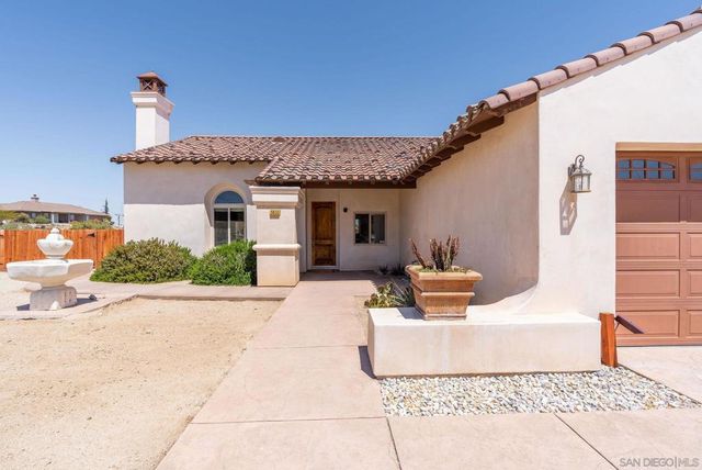 5833 San Rafael Rd, Yucca Valley, CA 92284