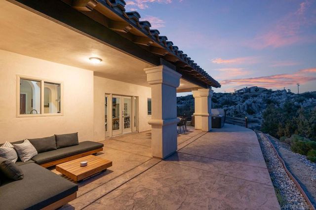 5833 San Rafael Rd, Yucca Valley, CA 92284