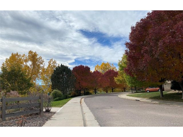 6827 W Rockland Pl, Littleton, CO 80128