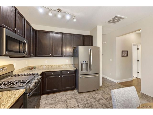 6827 W Rockland Pl, Littleton, CO 80128