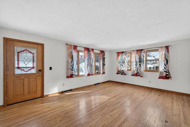 518 Bowman Avenue, Madison, WI 53716