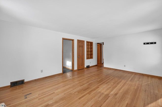 518 Bowman Avenue, Madison, WI 53716