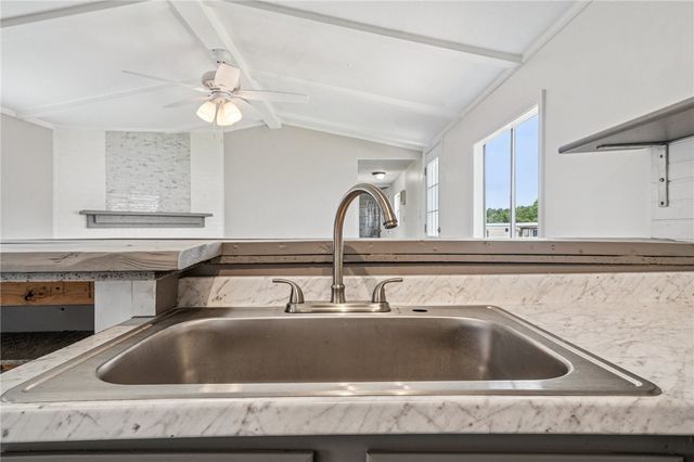 247 Colleen Ln, Hempfield Twp, PA 15644