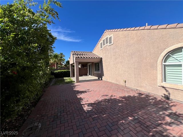 1053 Puerta Del Sol Drive, Las Vegas, NV 89138