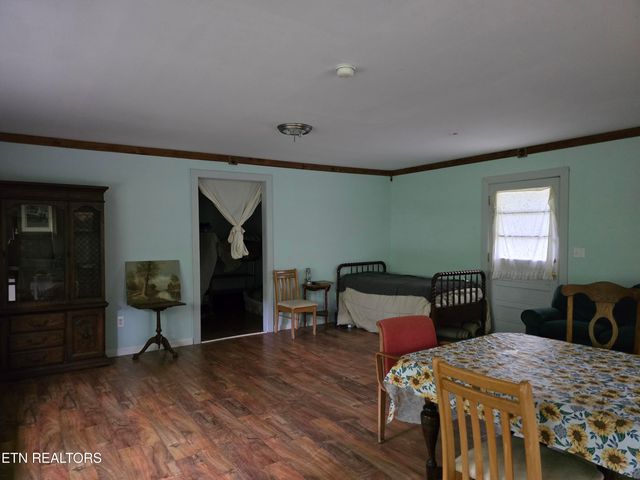 6835 Mulberry Gap Rd, Sneedville, TN 37869