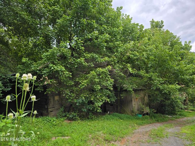 6835 Mulberry Gap Rd, Sneedville, TN 37869