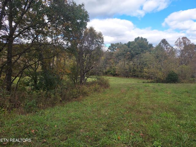 6835 Mulberry Gap Rd, Sneedville, TN 37869
