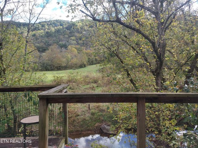 6835 Mulberry Gap Rd, Sneedville, TN 37869