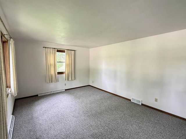 1002 E NORTHWOOD DRIVE, Appleton, WI 54911