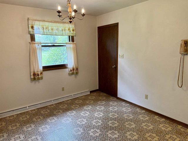 1002 E NORTHWOOD DRIVE, Appleton, WI 54911