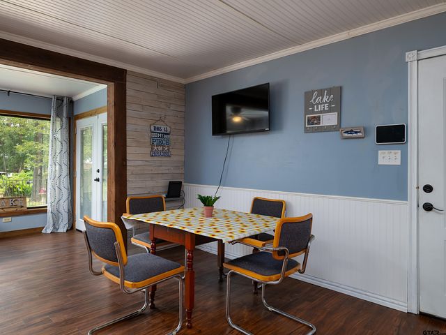 1915 Big Eddy Circle, Chandler, TX 75758