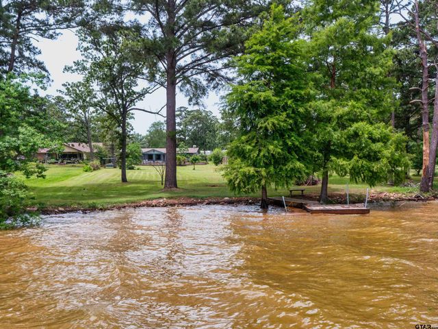 1915 Big Eddy Circle, Chandler, TX 75758