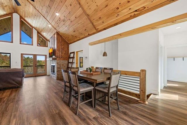 100 Walnut Trace, Mineral Bluff, GA 30559