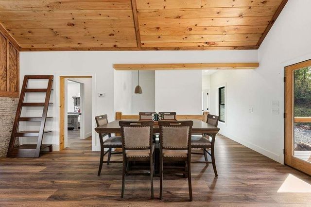 100 Walnut Trace, Mineral Bluff, GA 30559