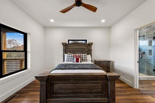 100 Walnut Trace, Mineral Bluff, GA 30559