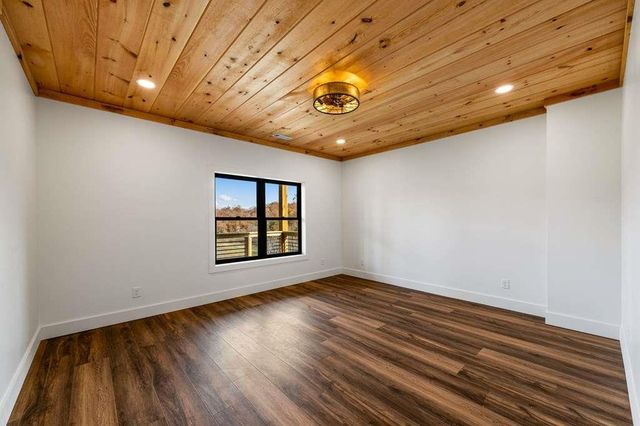 100 Walnut Trace, Mineral Bluff, GA 30559