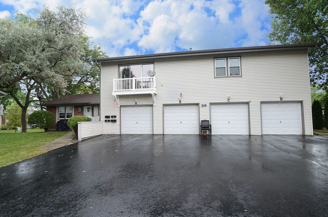319 Indiana Court D, Bloomingdale, IL 60108