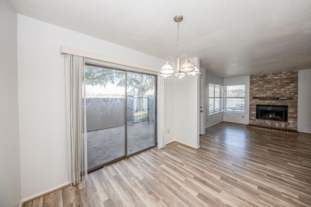 2711 Grants Lake Boulevard 202, Sugar Land, TX 77479