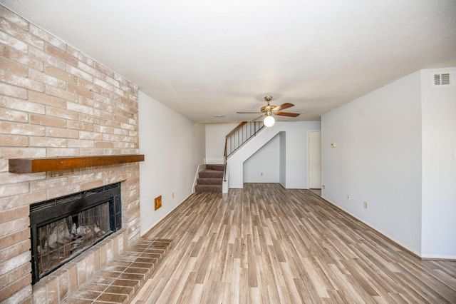 2711 Grants Lake Boulevard 202, Sugar Land, TX 77479