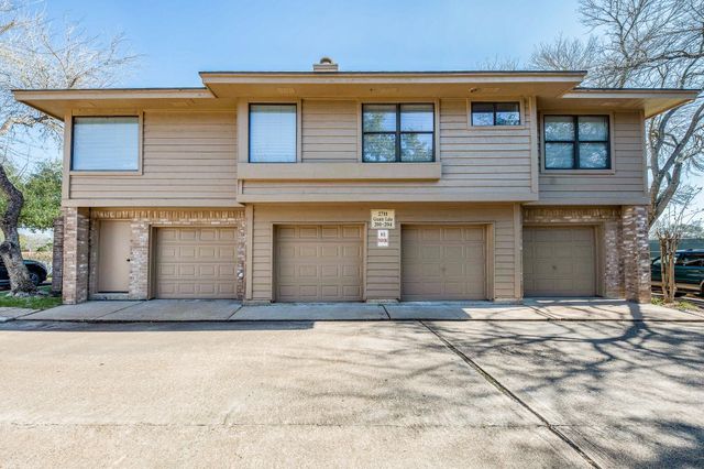 2711 Grants Lake Boulevard 202, Sugar Land, TX 77479