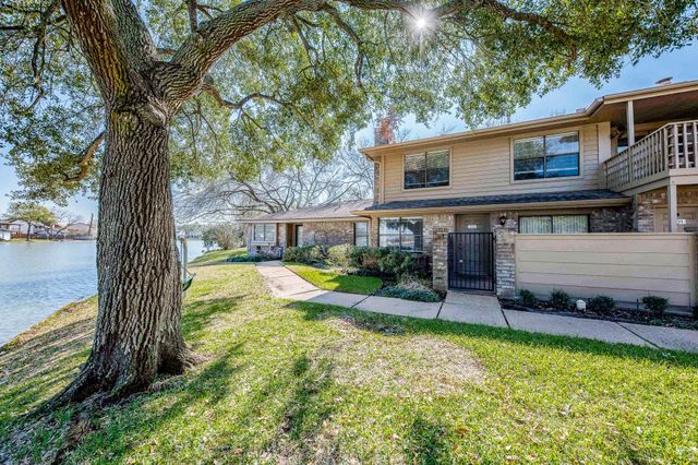 2711 Grants Lake Boulevard 202, Sugar Land, TX 77479