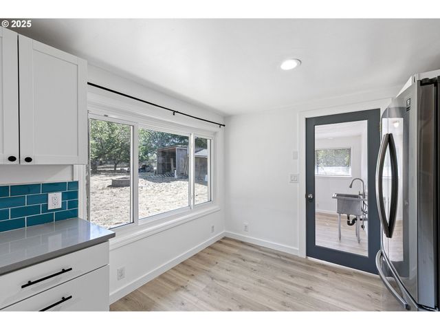 25412 JEANS Rd, Veneta, OR 97487