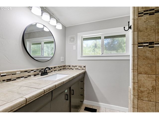 25412 JEANS Rd, Veneta, OR 97487