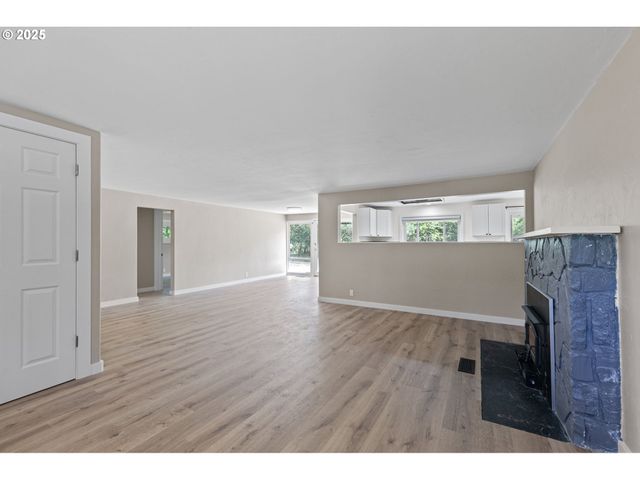 25412 JEANS Rd, Veneta, OR 97487