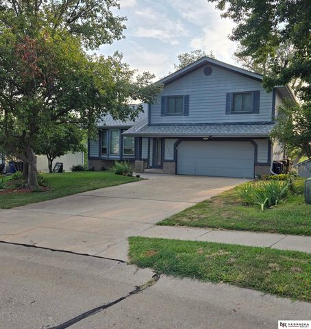 13206 S 35th Street, Bellevue, NE 68123