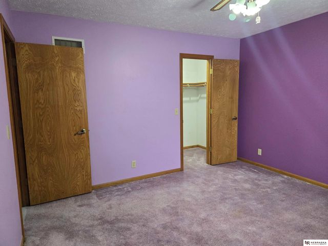 13206 S 35th Street, Bellevue, NE 68123