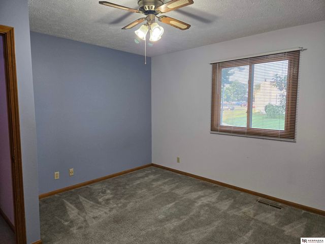 13206 S 35th Street, Bellevue, NE 68123