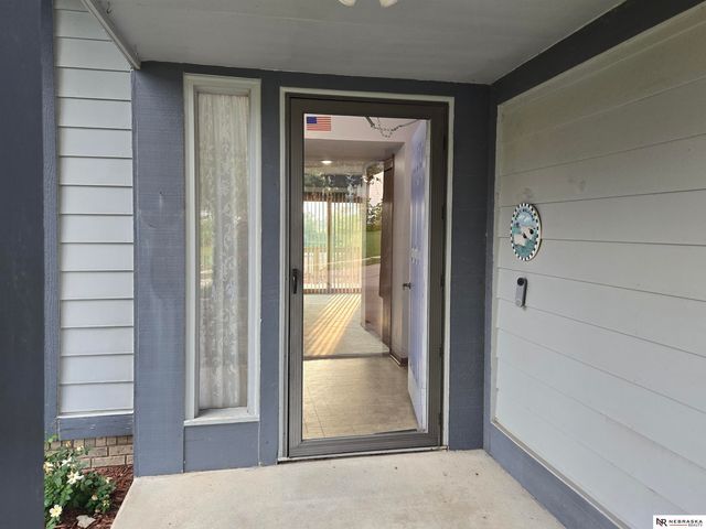 13206 S 35th Street, Bellevue, NE 68123