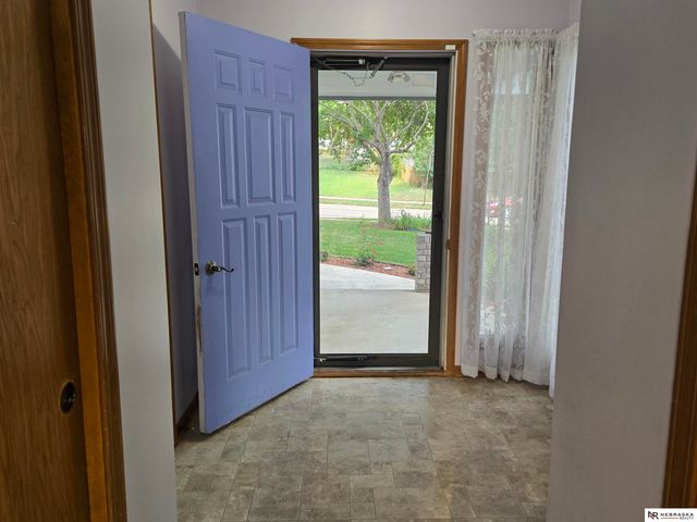 13206 S 35th Street, Bellevue, NE 68123
