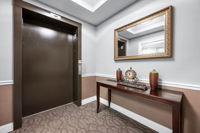 248 Main St 207, Hudson, MA 01749