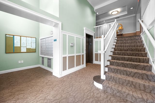 248 Main St 207, Hudson, MA 01749