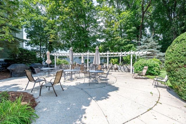 248 Main St 207, Hudson, MA 01749