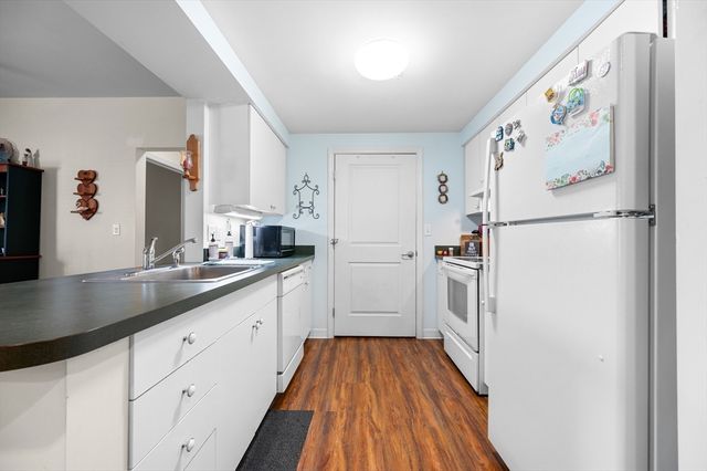 248 Main St 207, Hudson, MA 01749