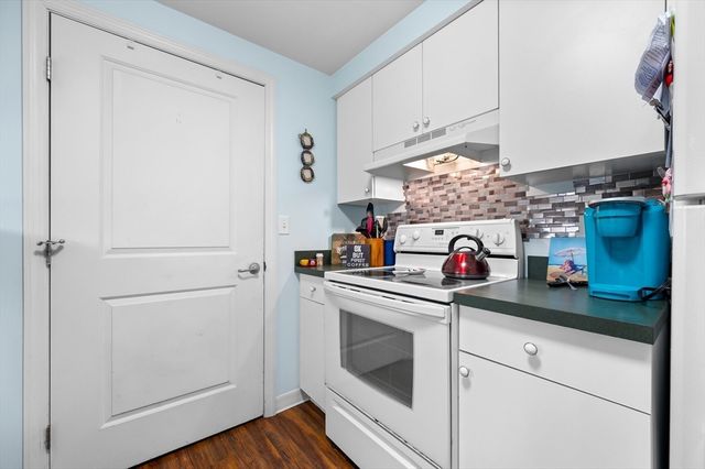 248 Main St 207, Hudson, MA 01749