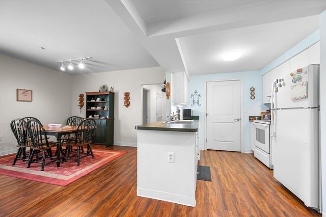 248 Main St 207, Hudson, MA 01749