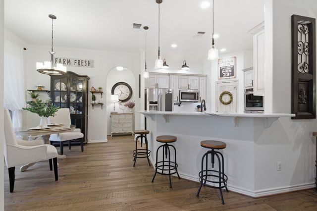 1012 Vista Hills Drive, Reno, TX 76082