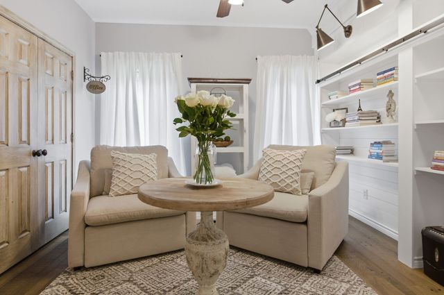 1012 Vista Hills Drive, Reno, TX 76082