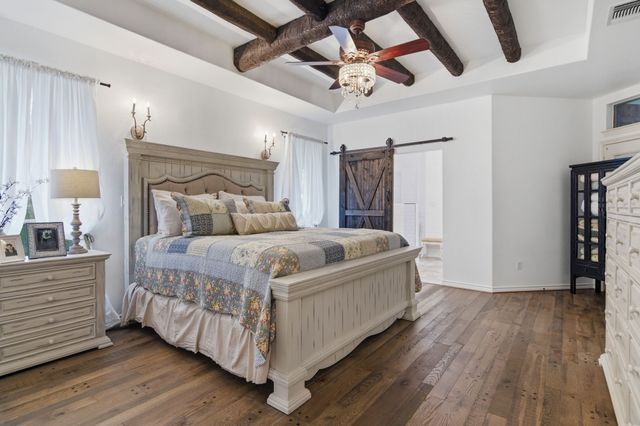 1012 Vista Hills Drive, Reno, TX 76082