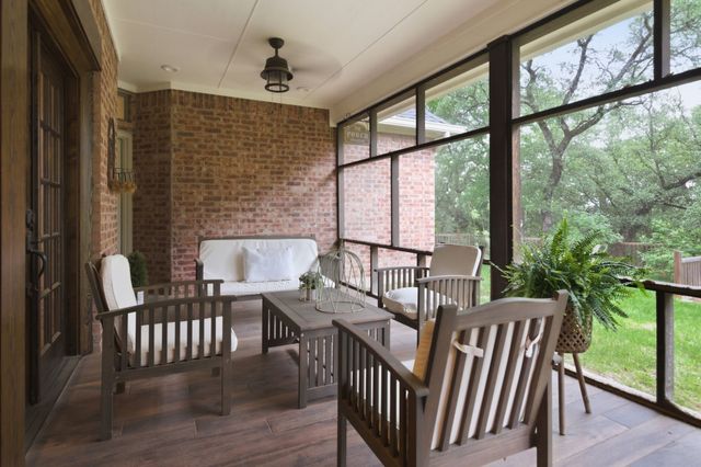 1012 Vista Hills Drive, Reno, TX 76082