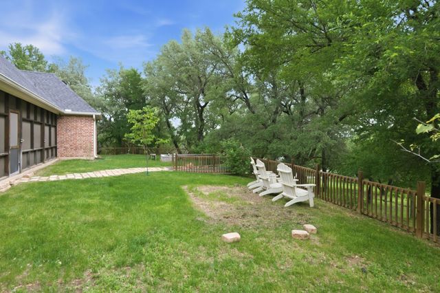 1012 Vista Hills Drive, Reno, TX 76082