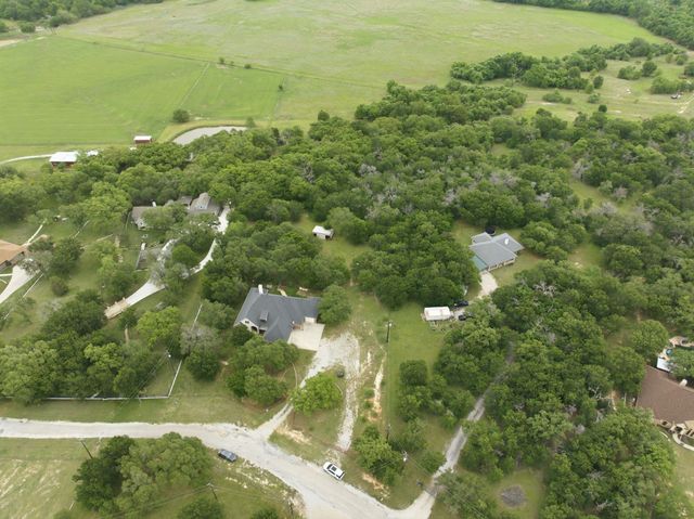 1012 Vista Hills Drive, Reno, TX 76082