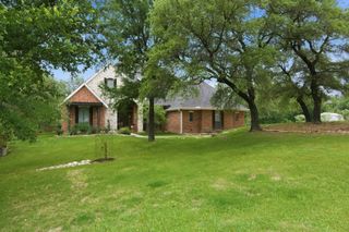 1012 Vista Hills Drive, Reno, TX 76082